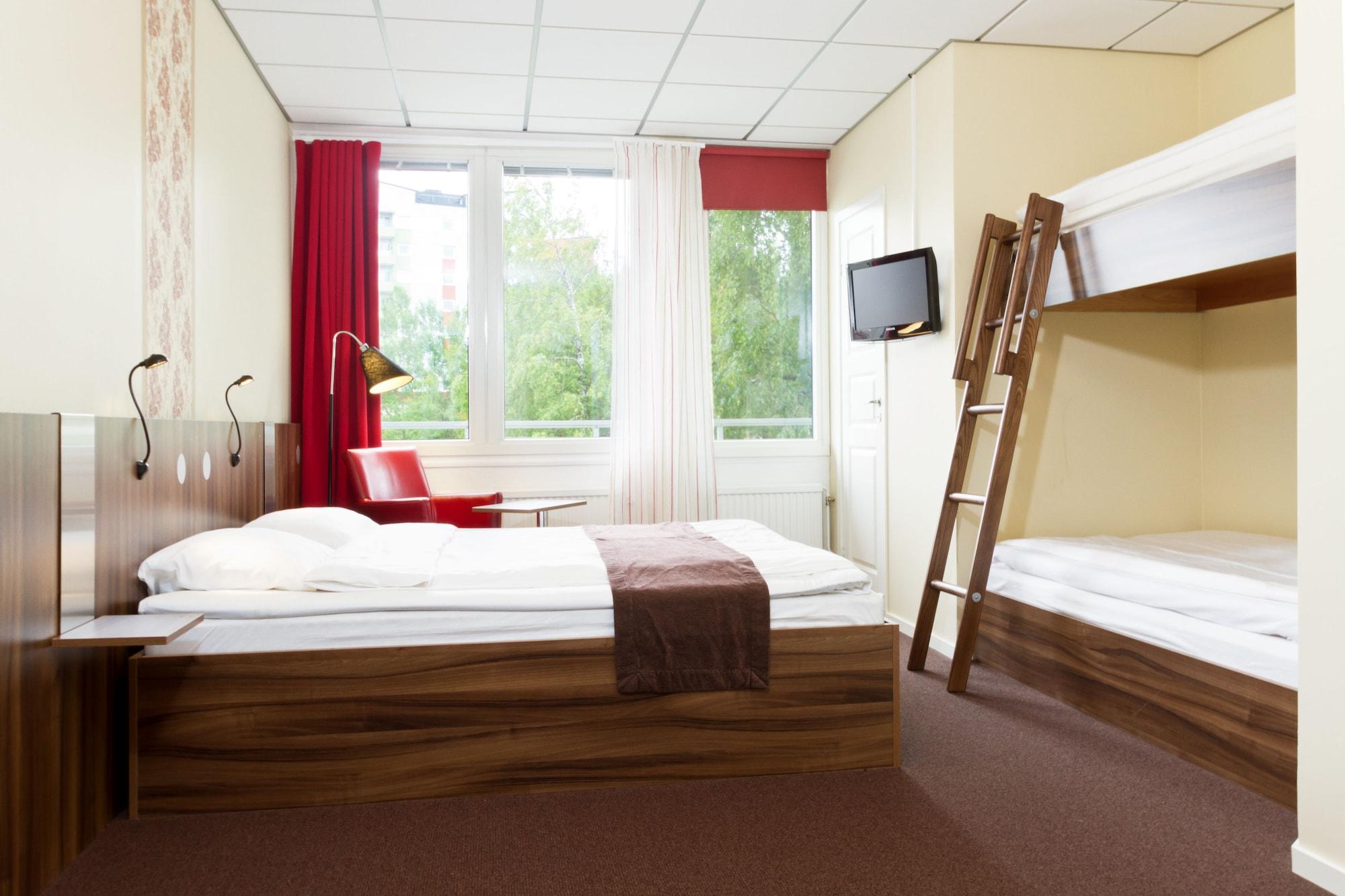 Bohusgarden Hotell & Konferens Uddevalla Exterior photo
