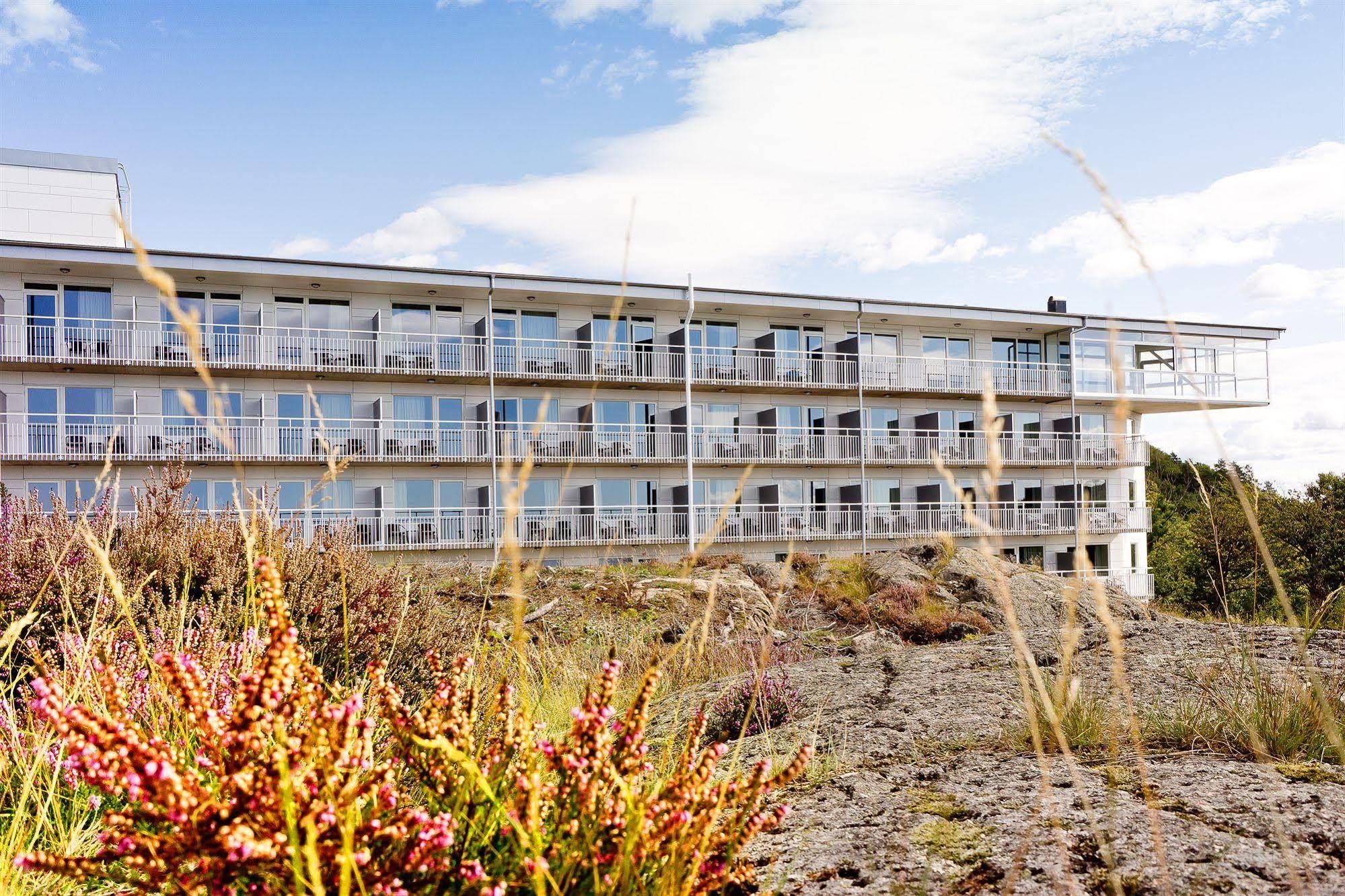Bohusgarden Hotell & Konferens Uddevalla Exterior photo
